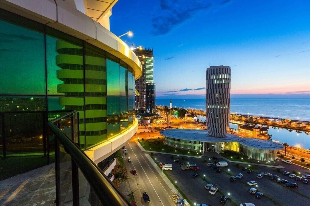 Готель Best Western Premier Batumi 5*