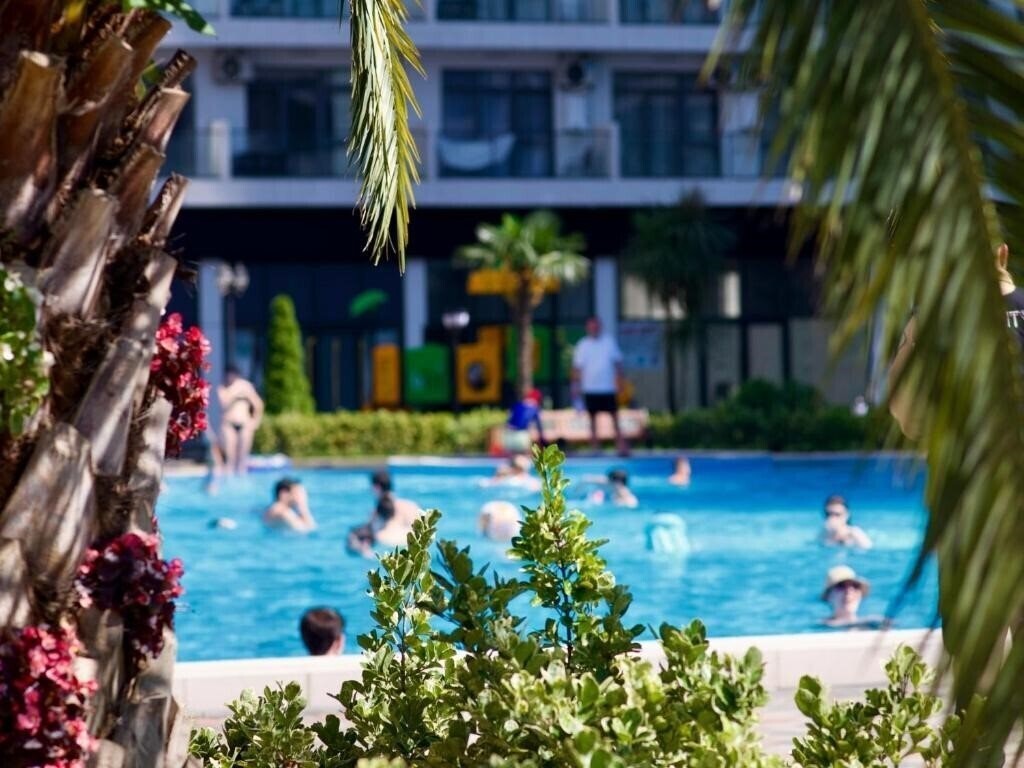 Фотографія White Sails Residential Hotel 4*