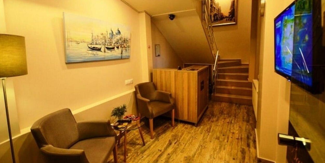 Фото Batu Hotel 3*