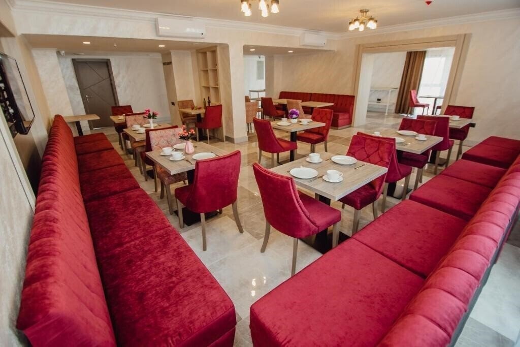Фотографія Hotel Kanzler 3*