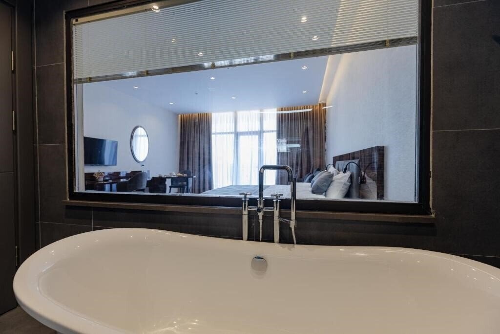 Фотографія Hotel Monarch 4*