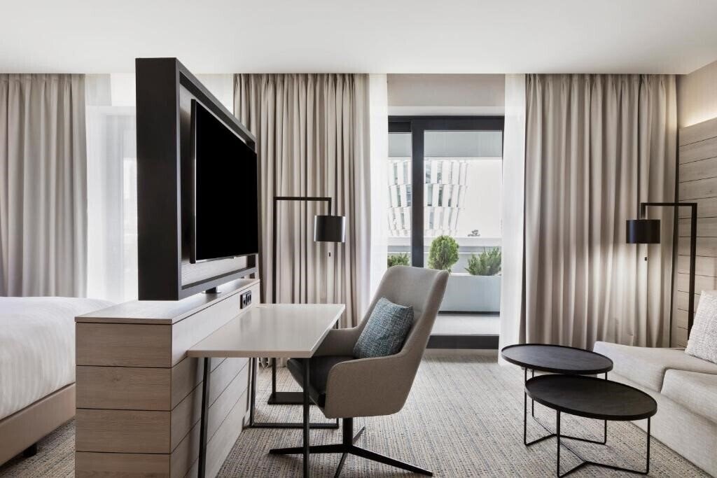 Зображення Courtyard By Marriott Batumi 4*