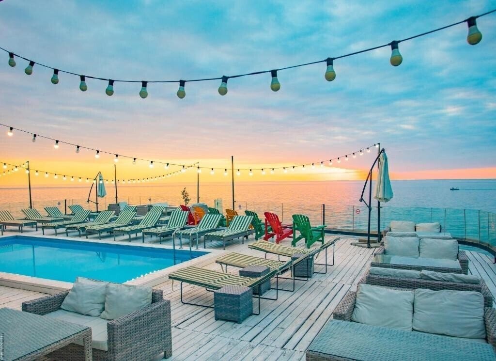 Отель Boulevardside 3*
