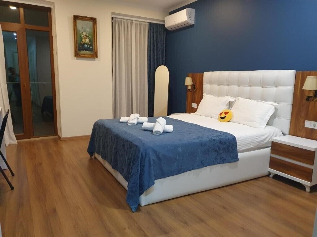 Отель Fresh Wave Hotel 3*
