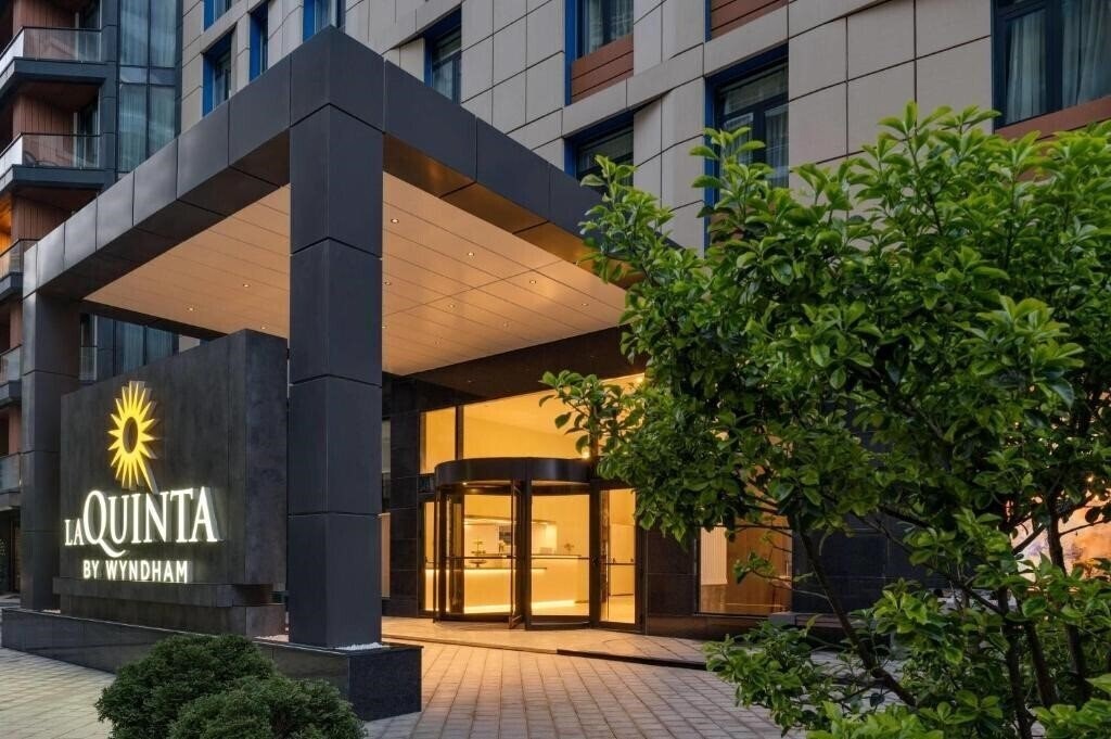 Картинка La Quinta by Wyndham Batumi 5*