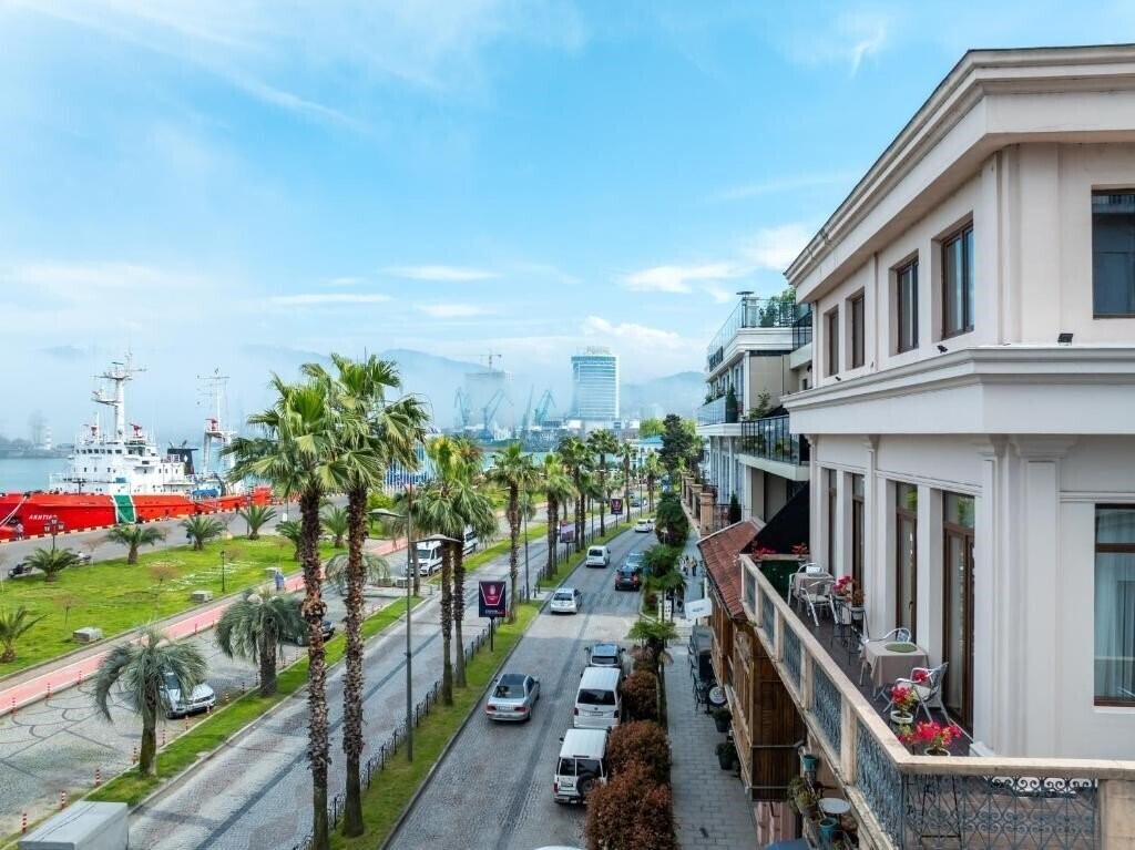 Готель Acord Hotel & Balcony 4*
