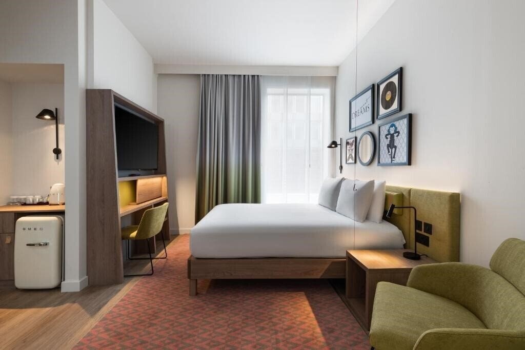 Фотографія Hampton by Hilton Batumi Center 4*