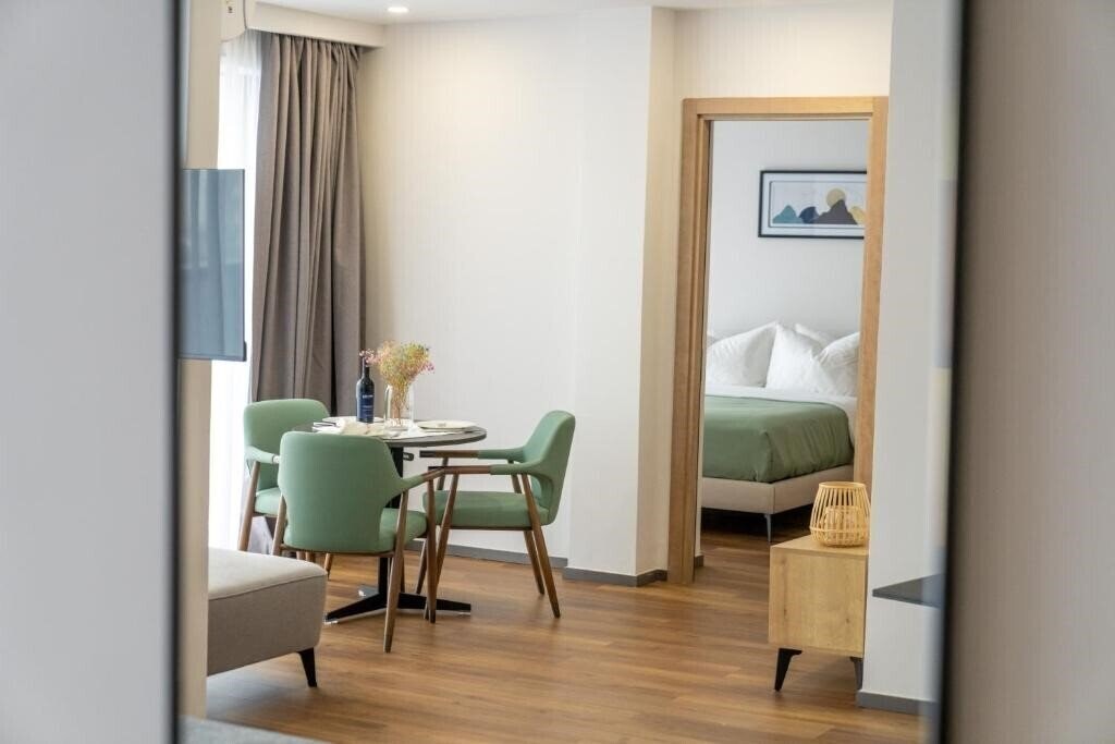 Фото Blue Sky Apart Hotel 4*