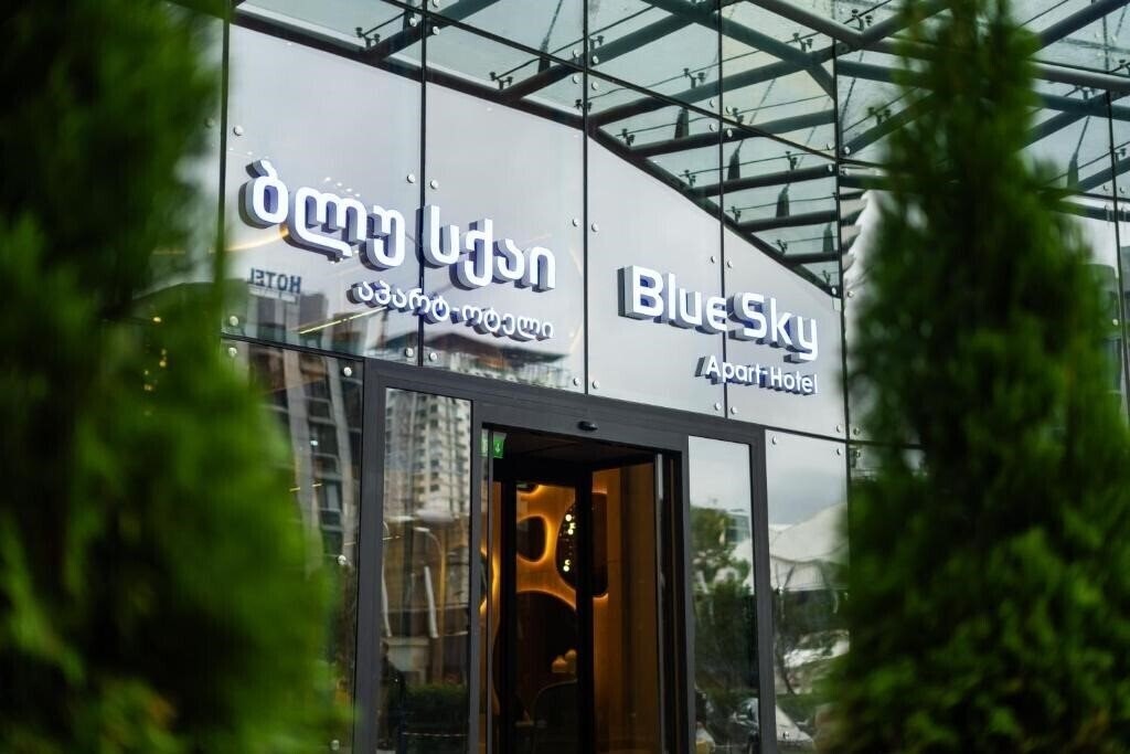 Фото Blue Sky Apart Hotel 4*