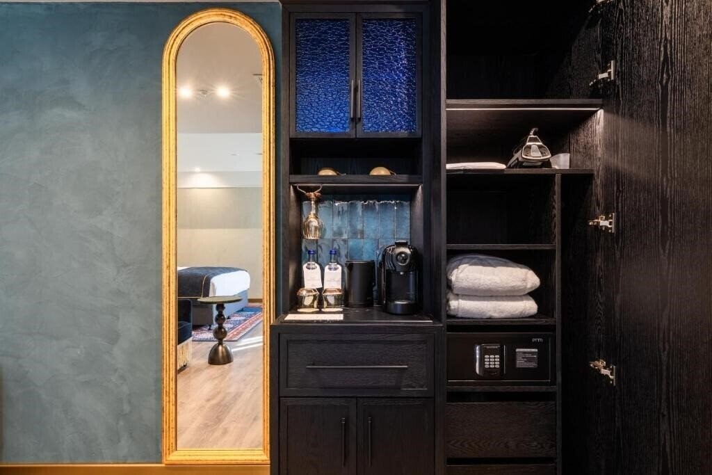 Фото Hotel Indigo Batumi Old Town by IHG 4*