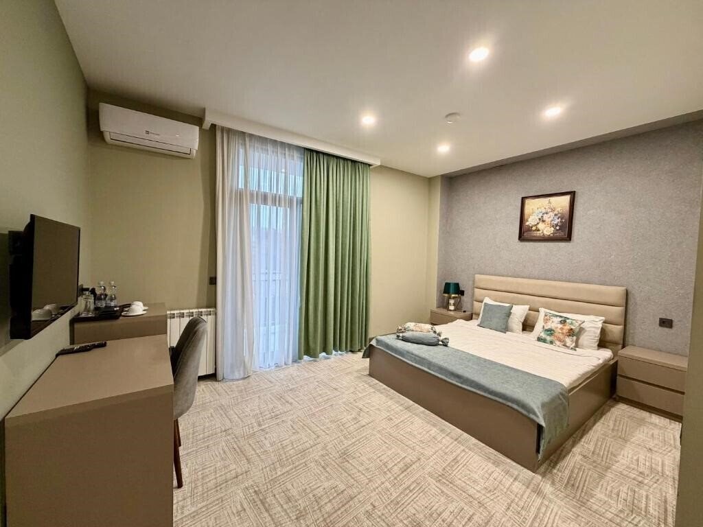 Фотография Aurora Hotel Batumi 4*