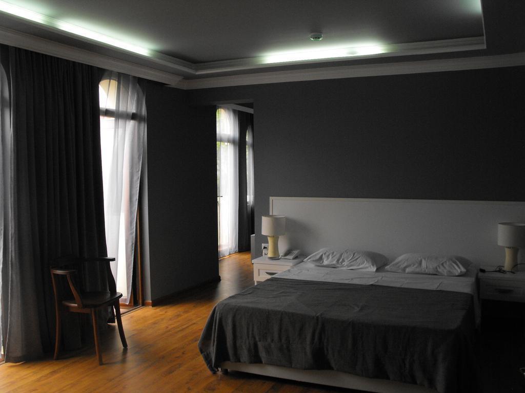 Фото Old City Hotel 3*