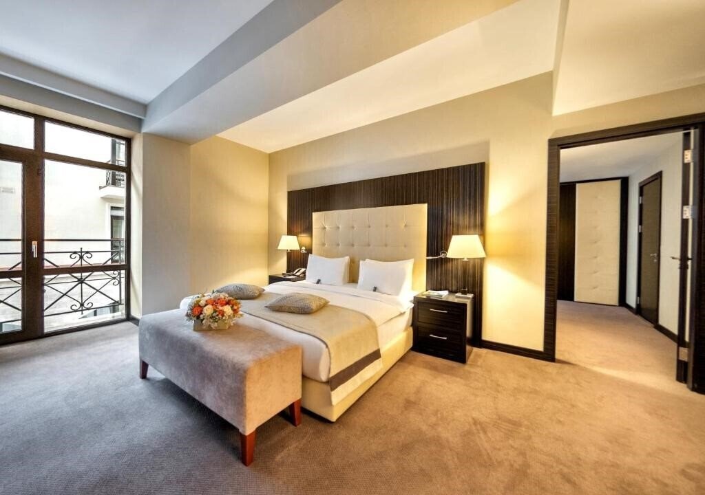 Фото Crowne Plaza Borjomi 5*