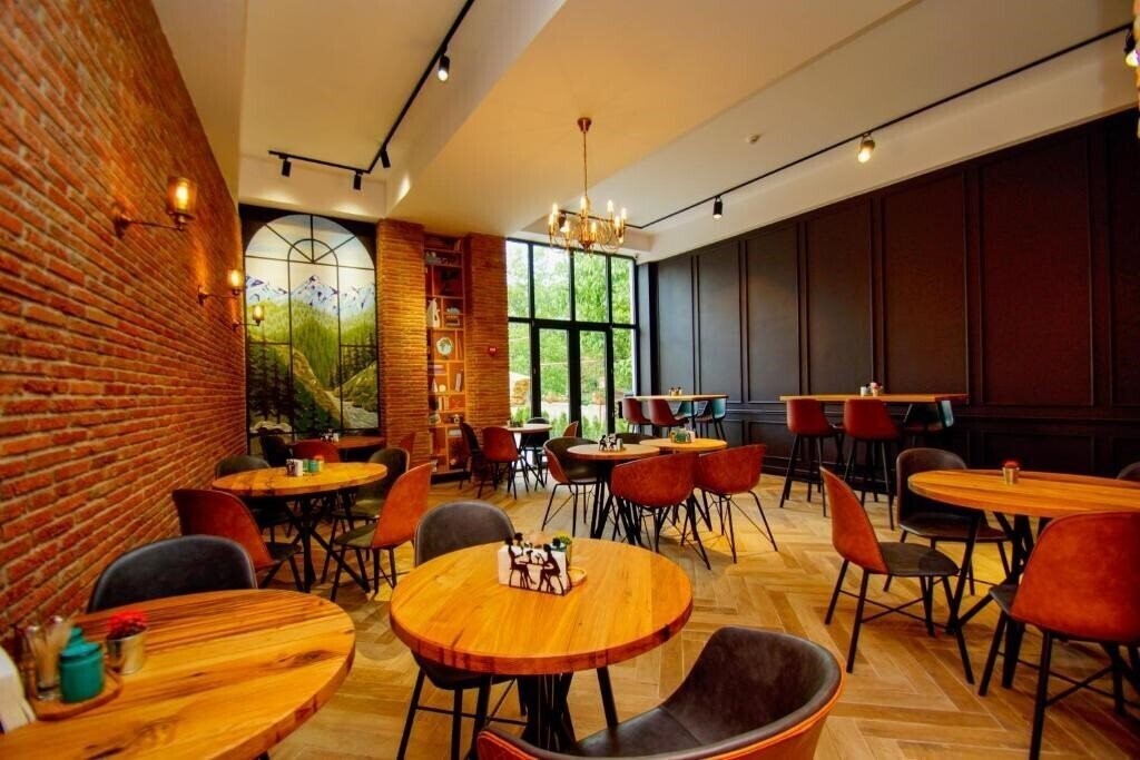 Изображение Borjomi Bridge 4*