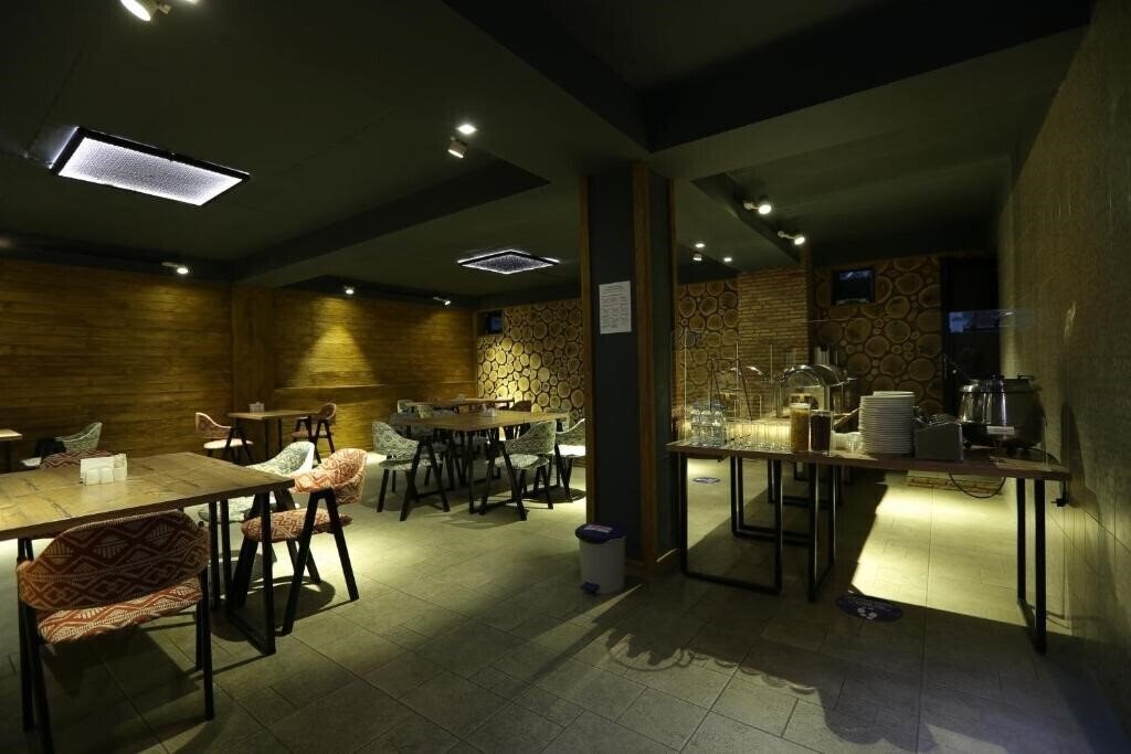 Фото Hotel Borjomi Underwood 4*