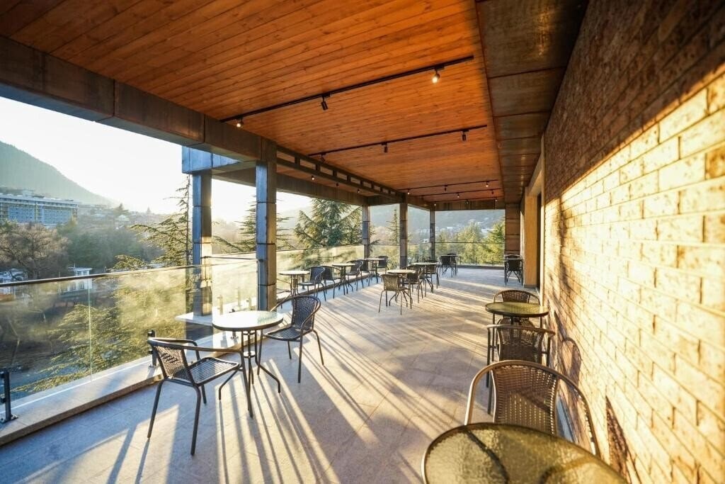 Картинка Steel Tower Borjomi 4*