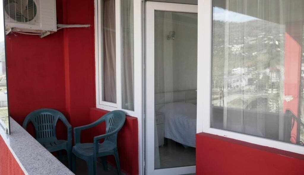 Отель Hotel Mari 3*