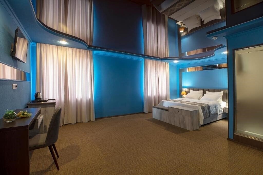 Фото Hotel Georgia Gold 4*