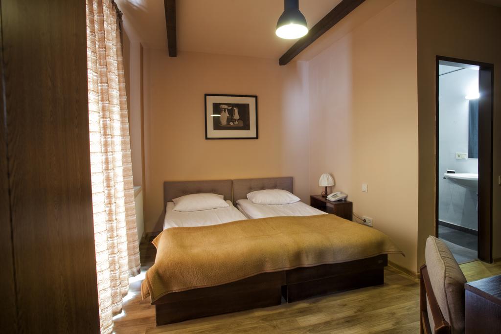 Картинка Alpina 3*