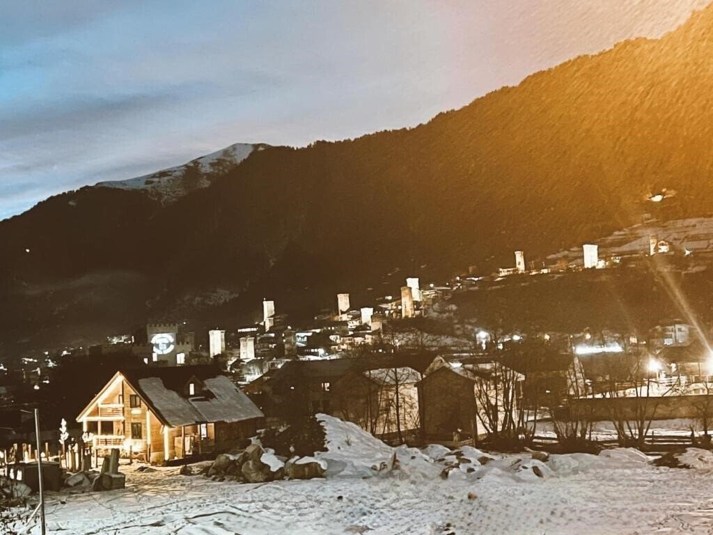 Фотография Mountain Mestia 1*