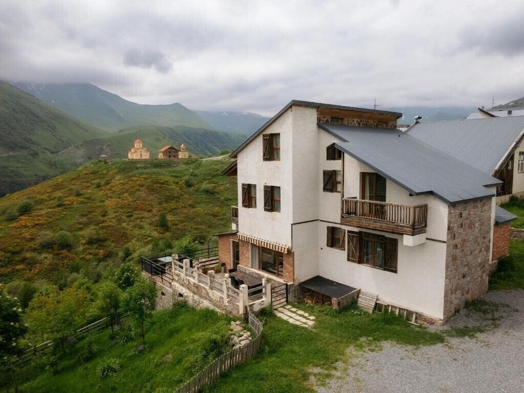 Готель Snow Time Cottage 2*