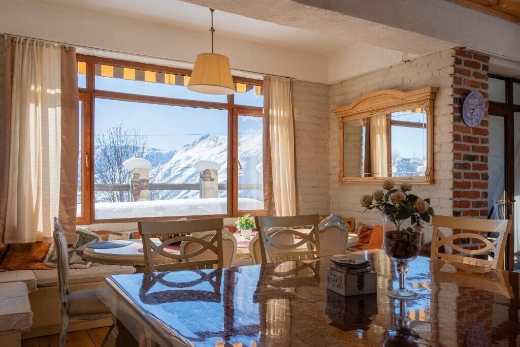 Фото Snow Time Cottage 2*