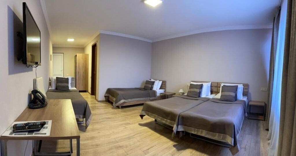 Фотографія Hotel Gudauri Hut 3*