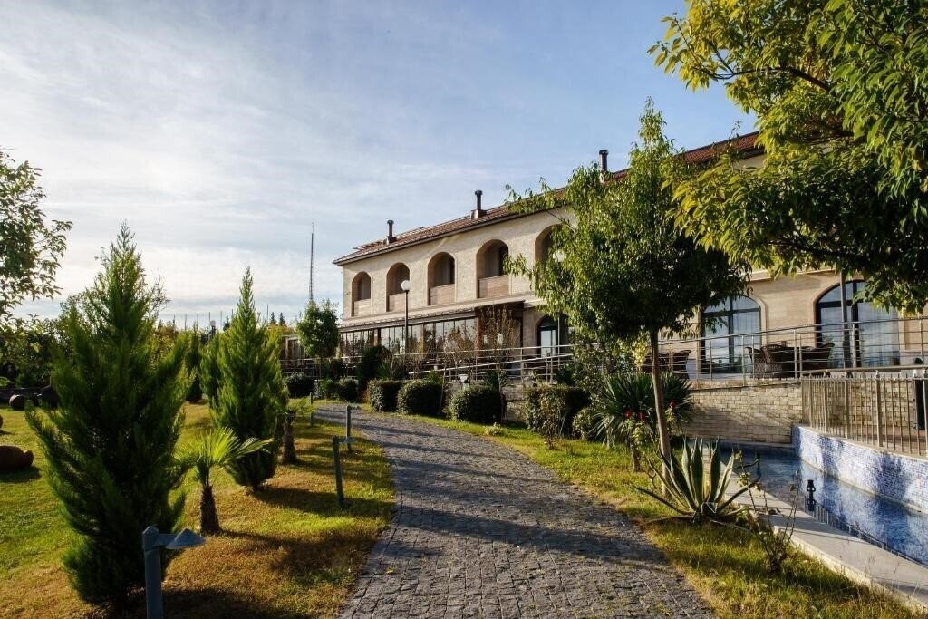 Фотографія Akhasheni Wine Resort 4*