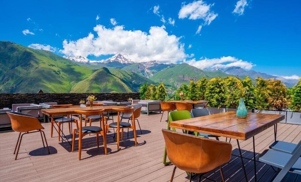 Картинка Step Inn - Kazbegi 4*