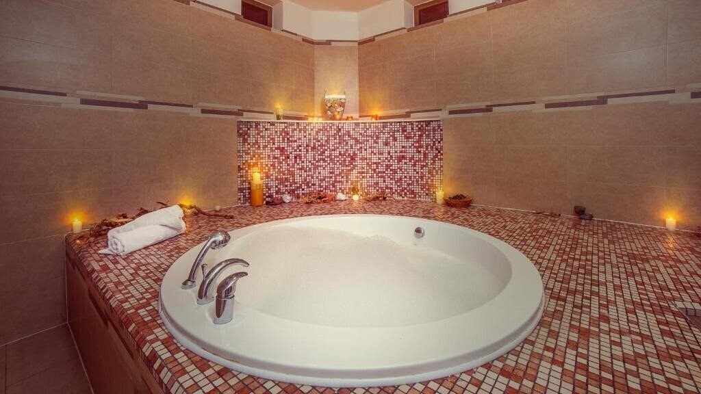 Фотографія Georgia Palace Hotel & SPA 5*