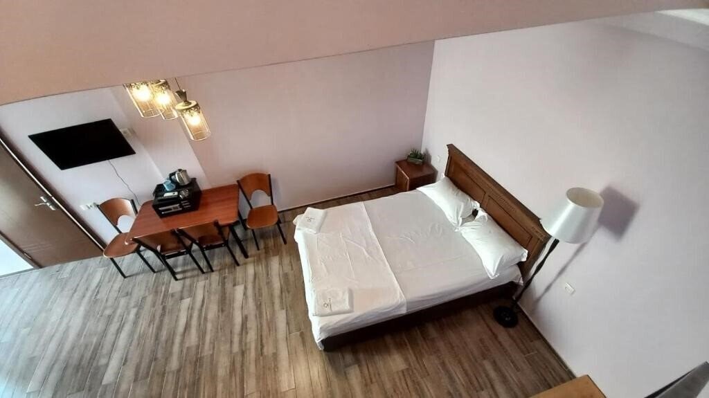 Готель Guesthouse Iveri Beach 3*