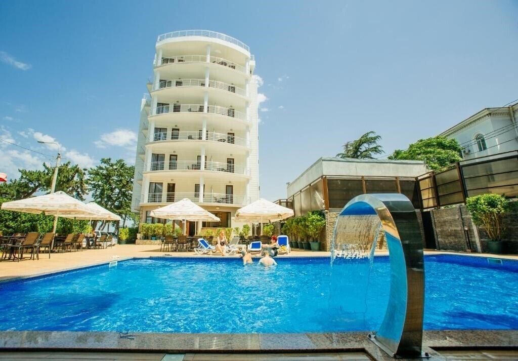 Отель Pearl Of The Sea 4*