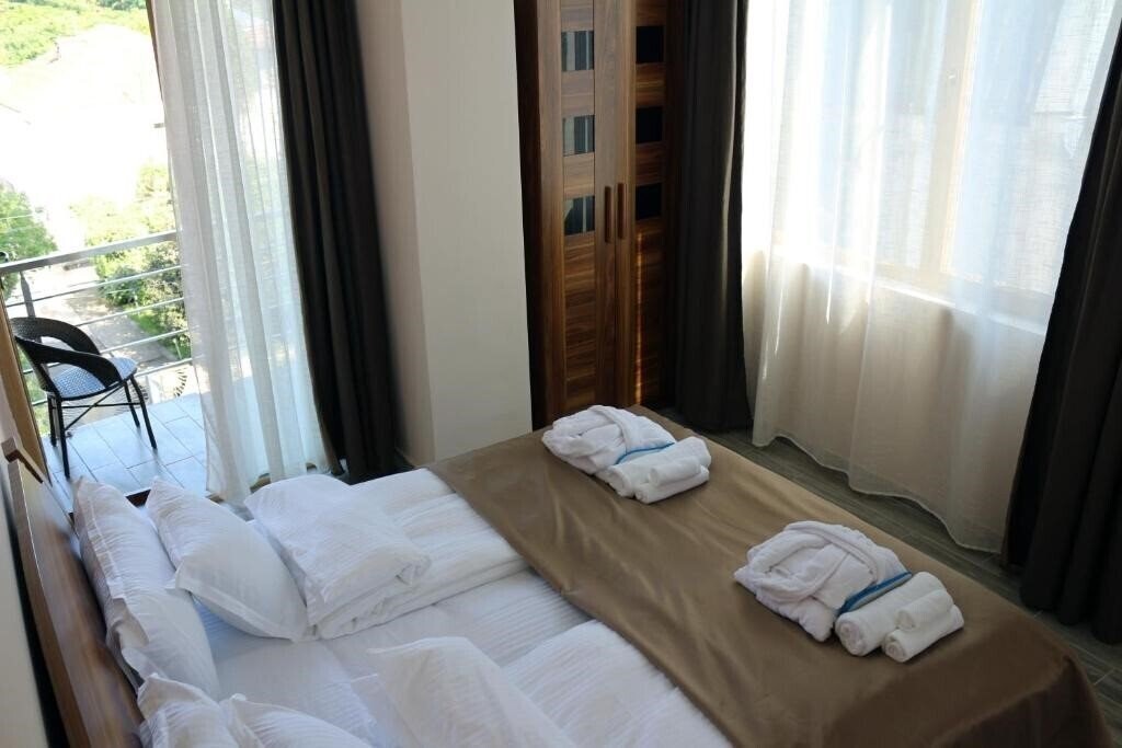 Фотографія Hotel Lazi 3*