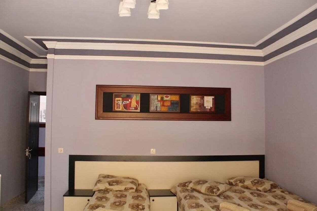 Фотография Hotel Black & White Kobuleti 3*