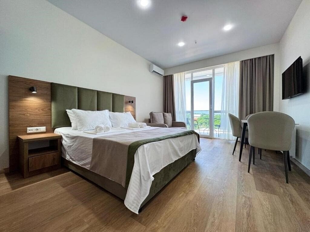 Отель Hotel Meloso 4*