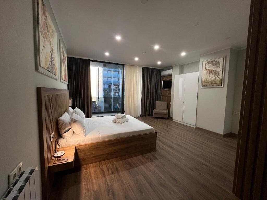 Готель Golden Sun Kobuleti 3*
