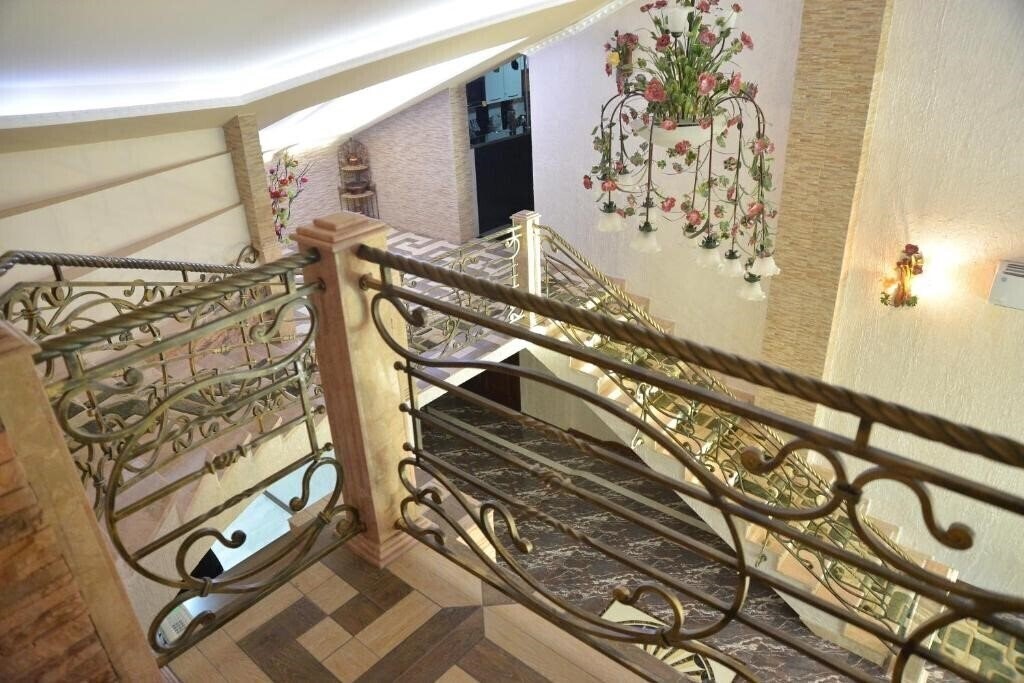 Отель Lux Palace Hotel 1*