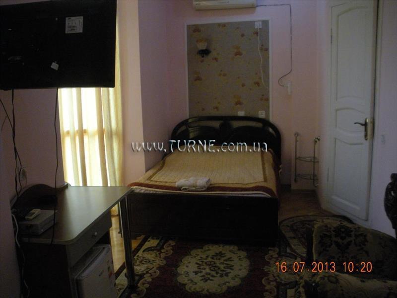 Готель Edemi 1 1*