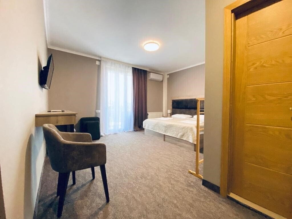 Зображення Ponte 3*