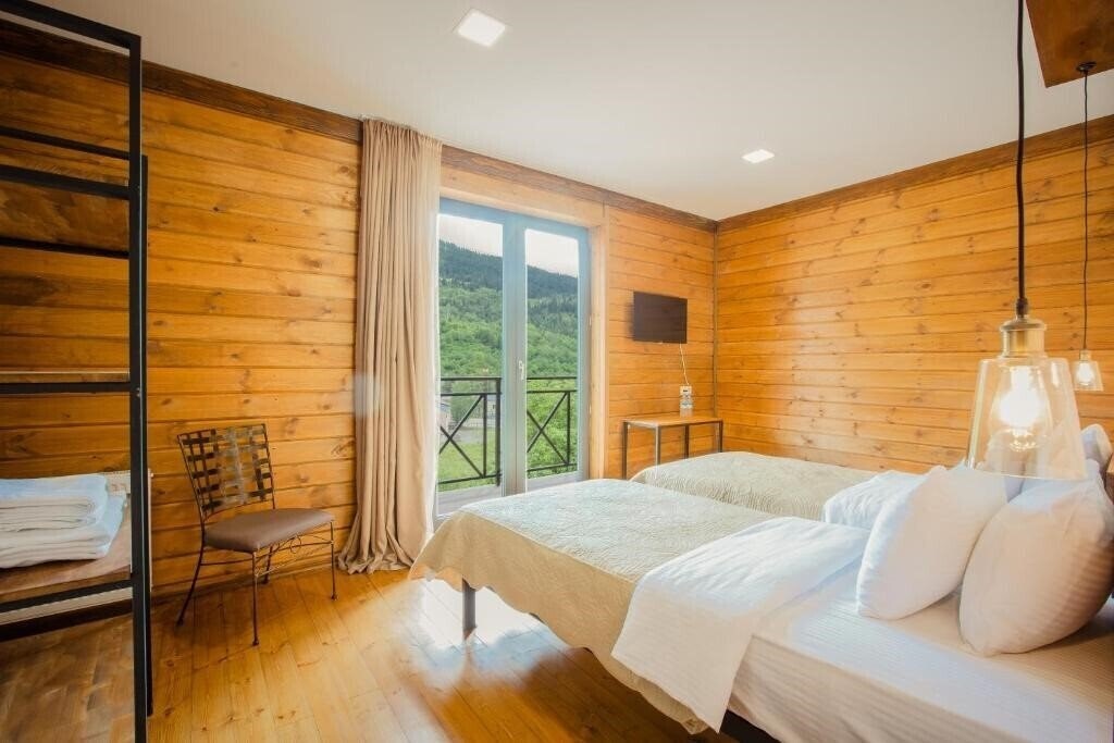 Картинка Chalet Mestia 3*