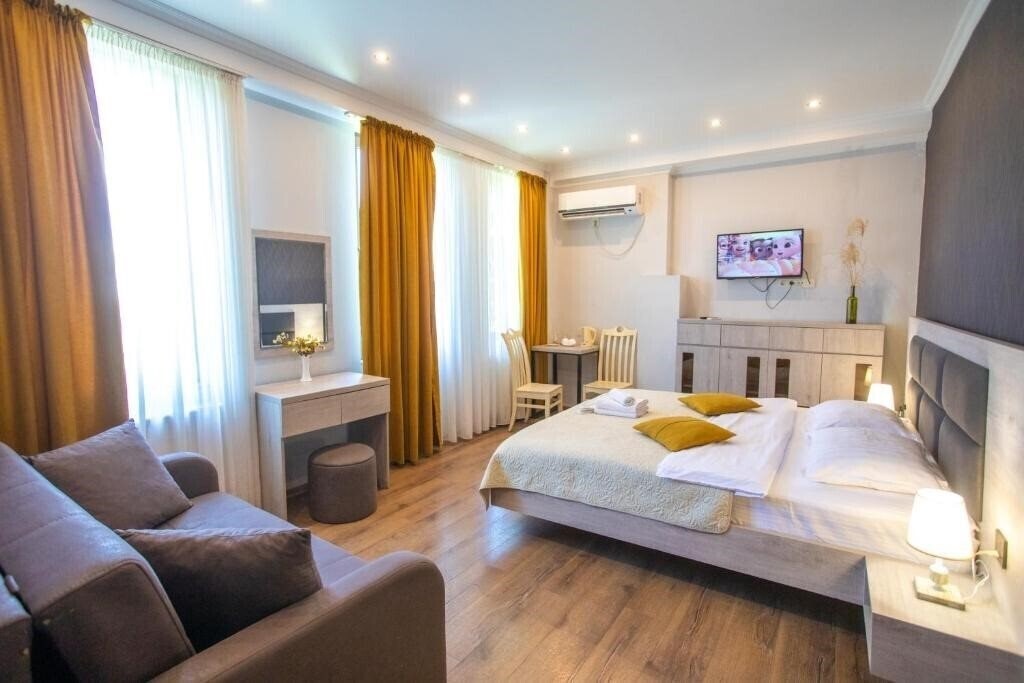 Фото Hotel Terrace Kutaisi 3*