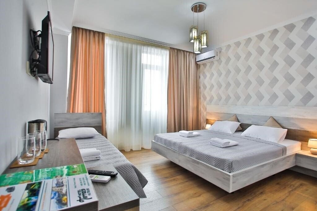 Фотографія Hotel Terrace Kutaisi 3*