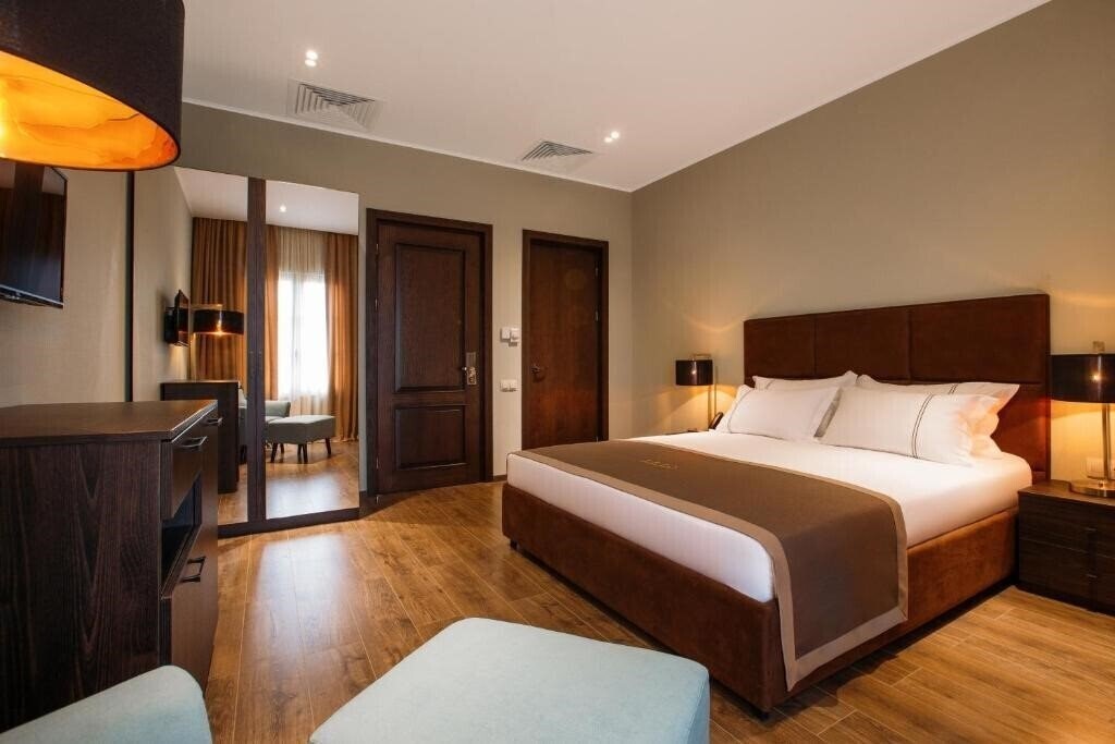 Фото Leto Boutique Hotel Zugdidi 5*