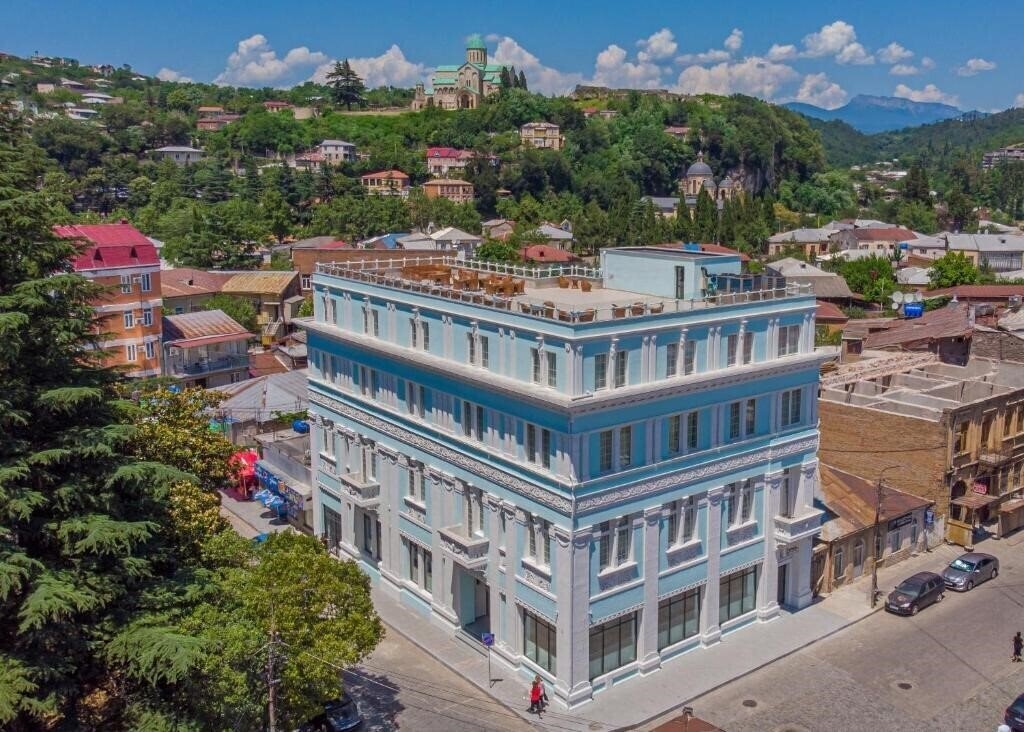 Готель Newport Hotel Kutaisi 4*