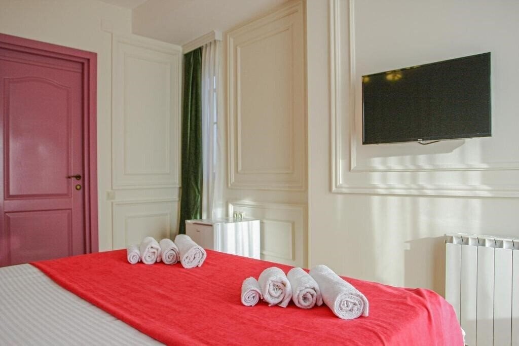 Фотография Signature Boutique Apartment 3*