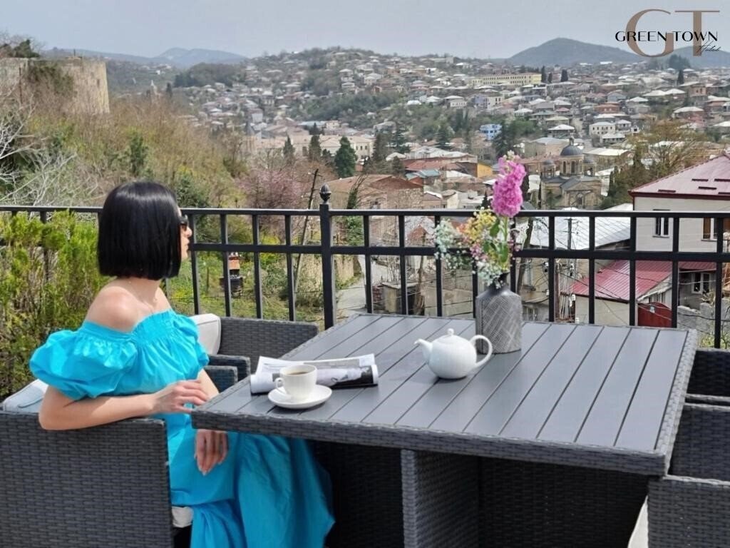 Готель Hotel Green Town 3*
