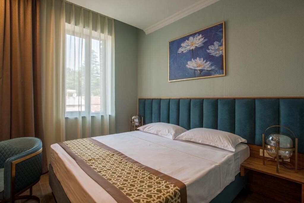 Фото Grand Opera Hotel 4*