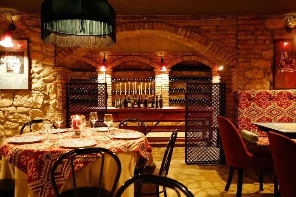 Фото Hotel Memoire Kutaisi 3*