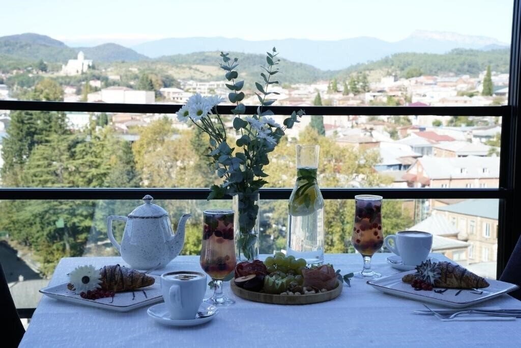 Отель Panoramic Kutaisi 3*