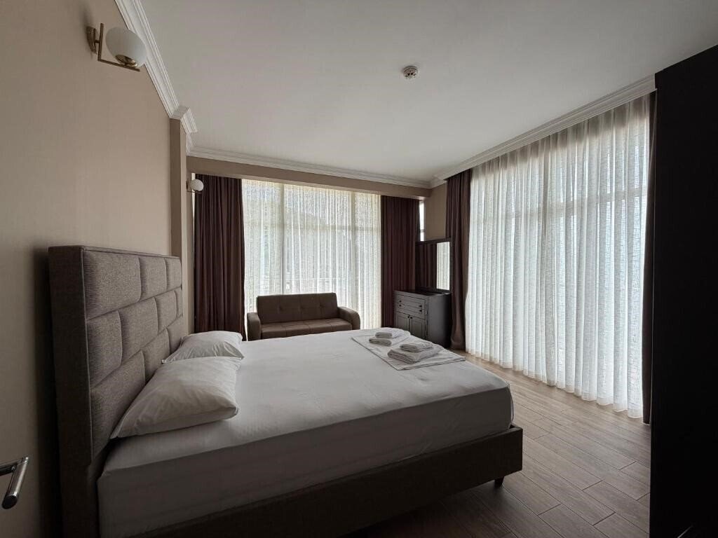 Картинка Black Sea 3*